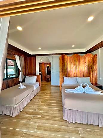 Oceanfront Deluxe Room with Terrace