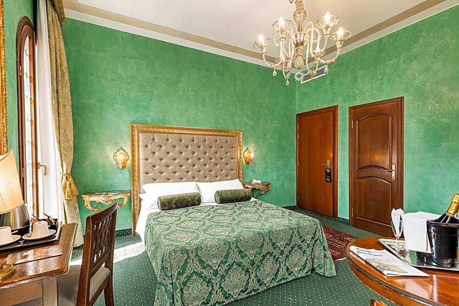 Hotel Marconi