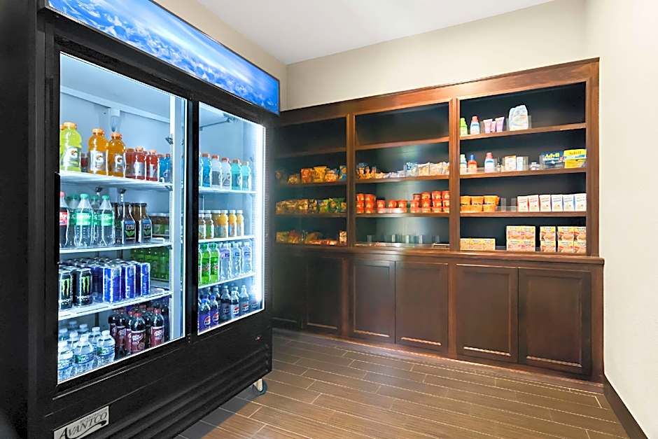 Comfort Suites Rensselaer near Fair Oaks