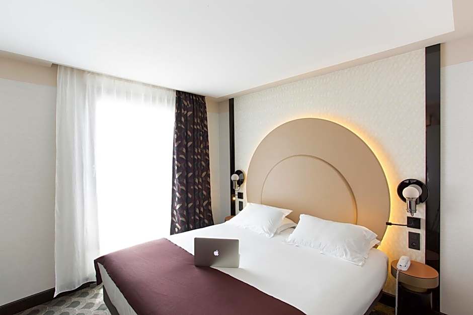 Cannes Center Univers Hotel (future Mercure)