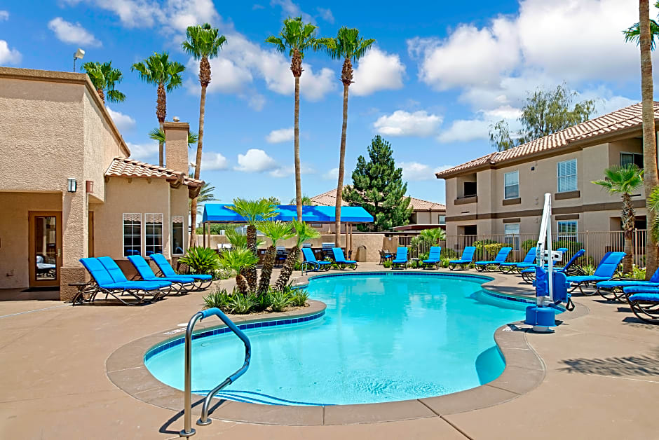 Desert Paradise Resort