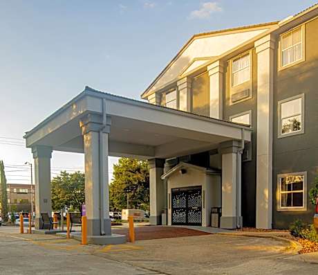 Spark by Hilton Lafayette South