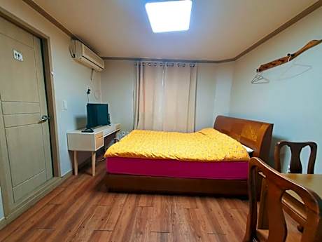 Angel 임당동 2층 A 원룸1영남대역. 임당역지하철 도보15분