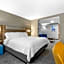 Holiday Inn Express Hotel & Suites Charlotte By IHG