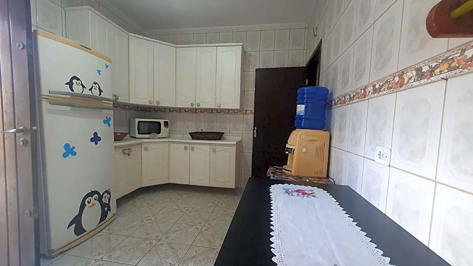 Piscina, Churrasqueira, Wi-Fi, SmartTv, 4dorm, Comércios na porta
