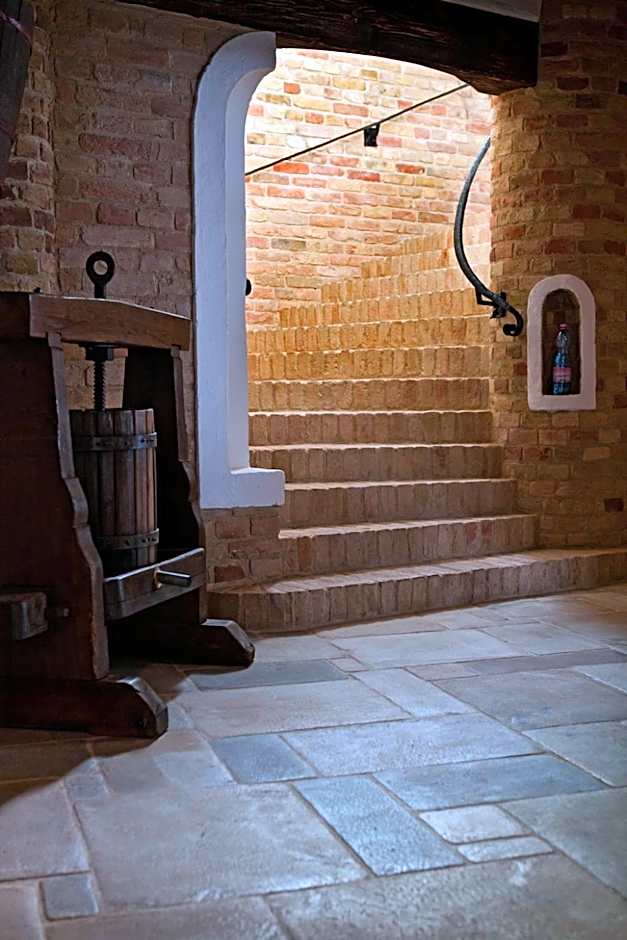 Halasi Pince Panzió