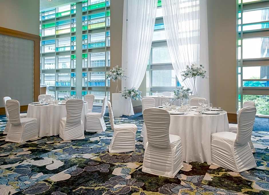 COAST COAL HARBOUR HOTEL by APA