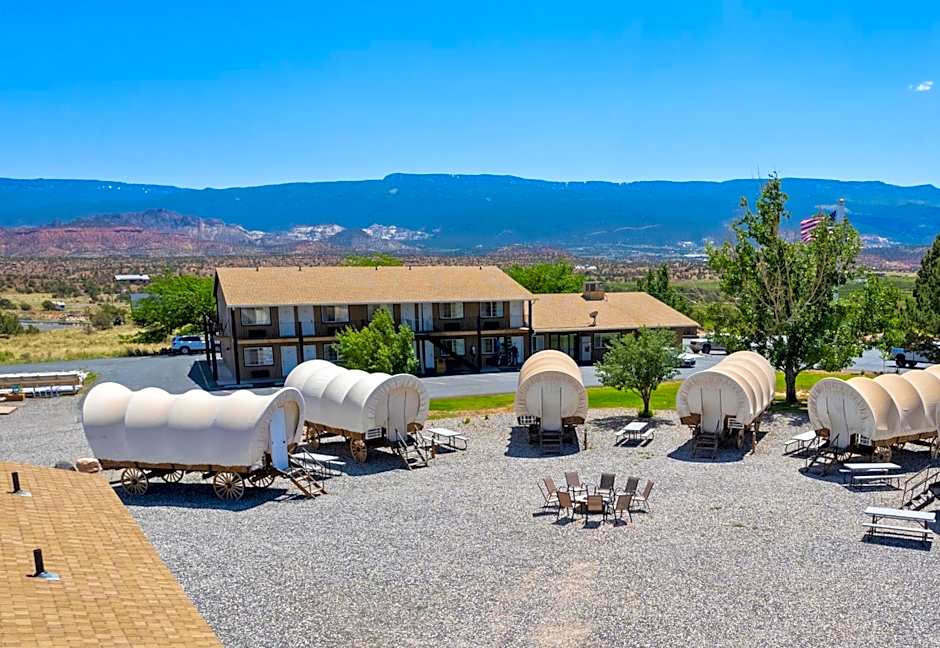 Broken Spur Inn & Steakhouse