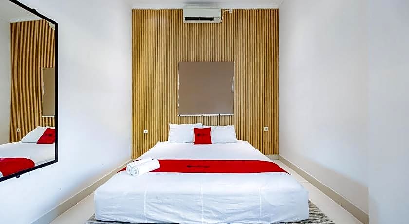 Florent Guest House
