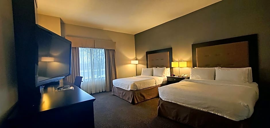 Holiday Inn Express & Suites Buffalo Airport