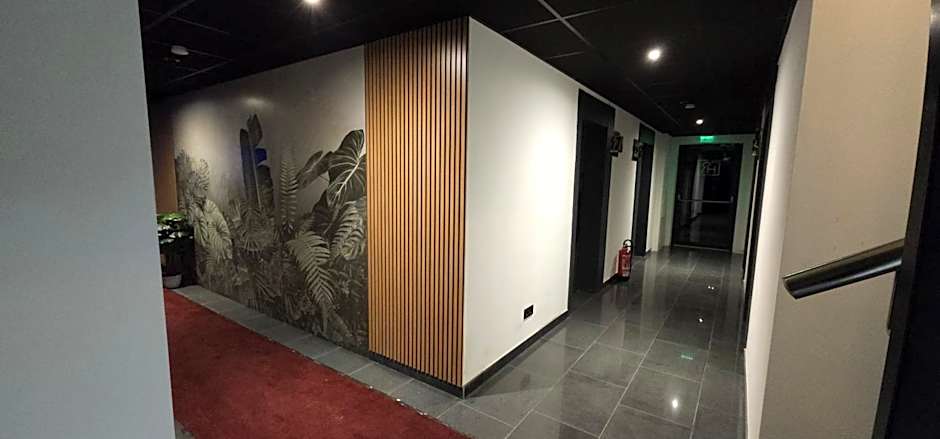 Hira Boarding Aparthotel