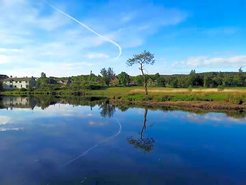 The Caledonian Thistle Hotel