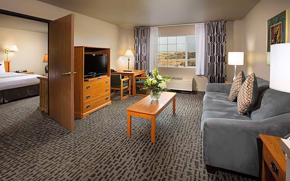 Coast Hilltop Inn