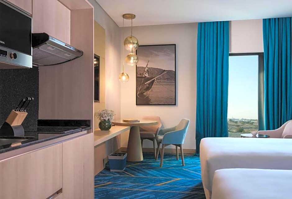Maani Muscat Hotel and Apartments