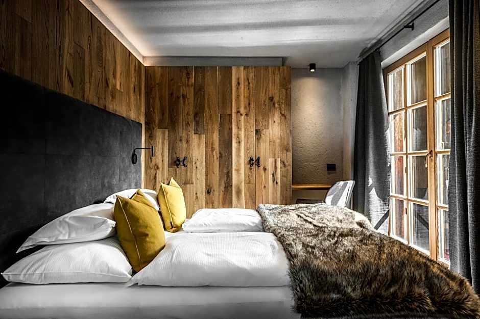 Sportony Mountain Lodges