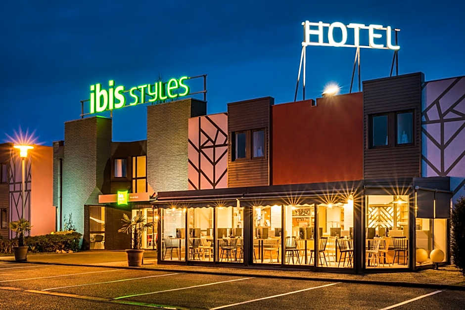 ibis Styles Rouen Val De Reuil