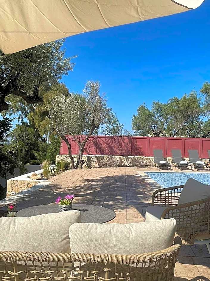 Nissi Collection Rooms