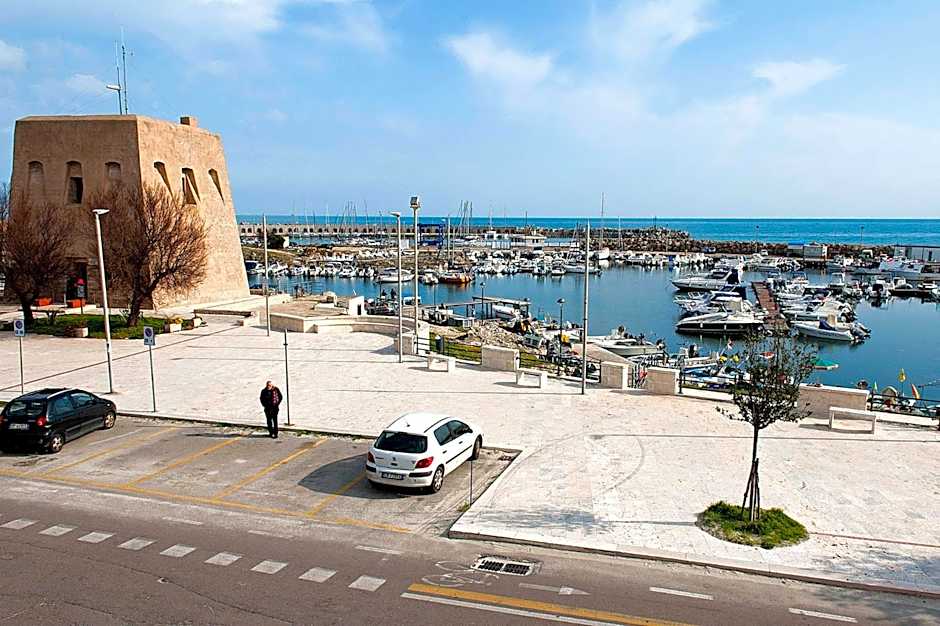 THE VIEW B&B, terrace & more