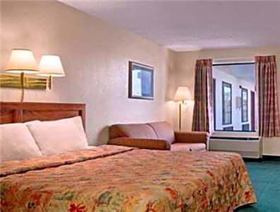 Days Inn by Wyndham Apple Valley Sevierville