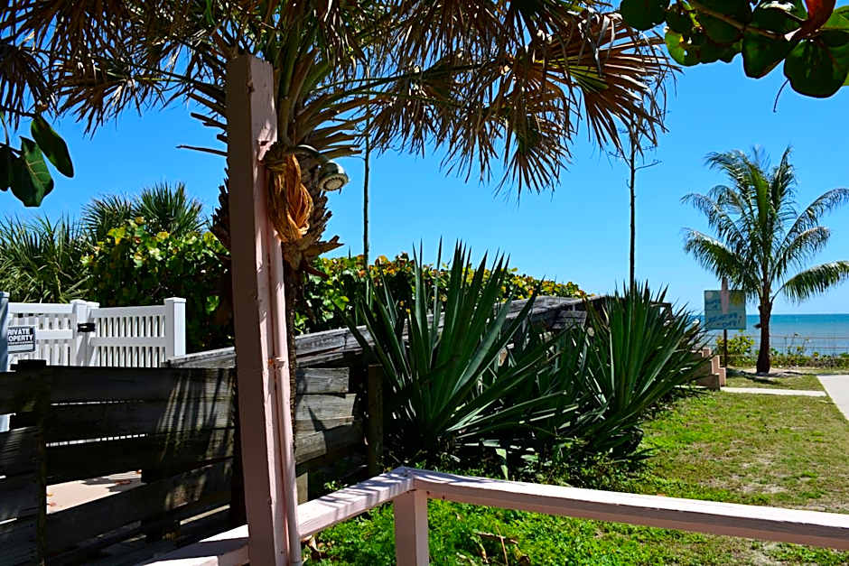 Oceanfront Sea Scape Motel