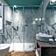 Salus Smart & Chic Hotel