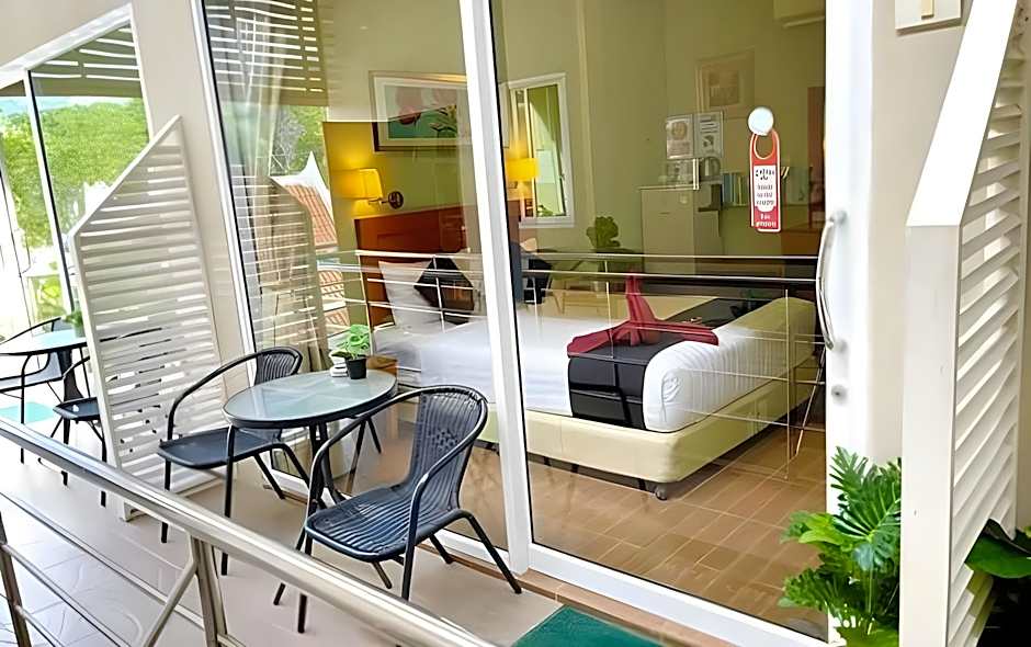 Chilli Hotel & Restaurant