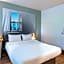 B&B HOTEL Lyon St Priest