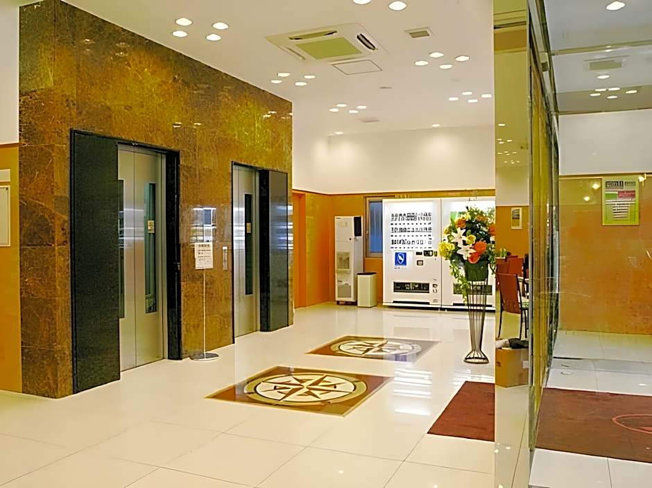 Toyoko Inn Okayama-Eki Nishiguchi-Migi