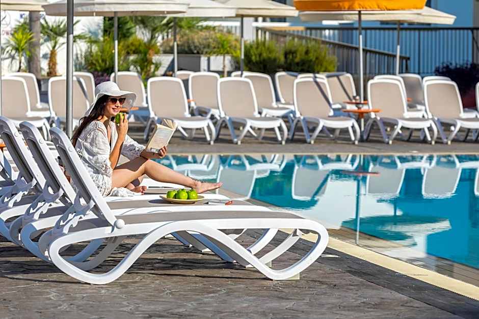 Christabelle Hotel Apartments