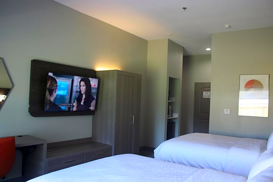 Holiday Inn Express Hotel & Suites Shamrock North By IHG