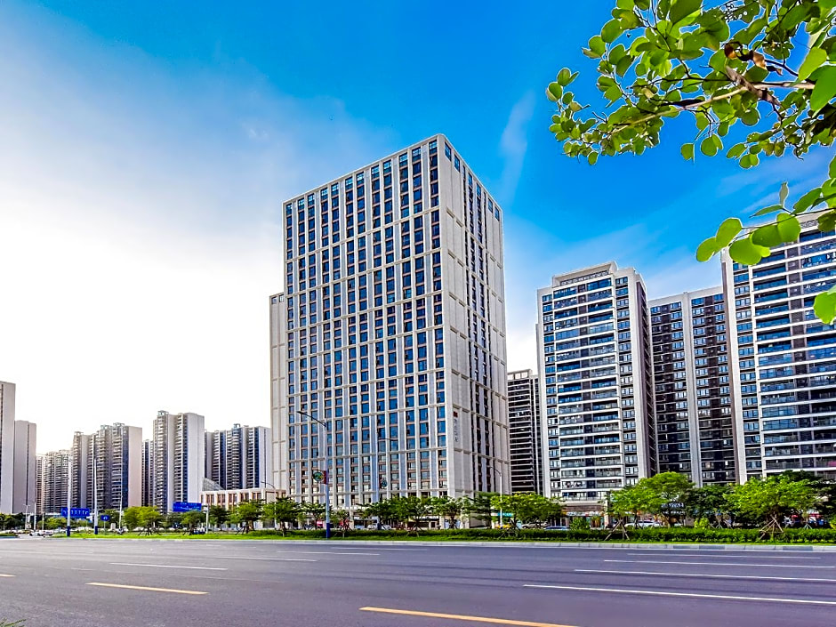 Boman Hotel Maoming High-speed ​​Railway Station South Aiqinghai Shopping Park