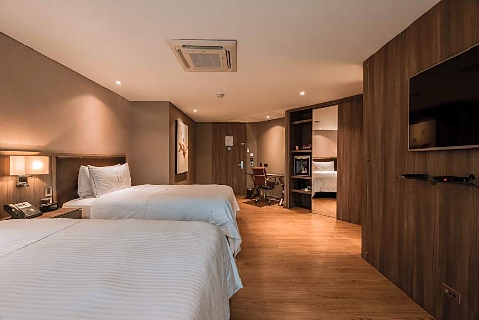 Binn Hotel