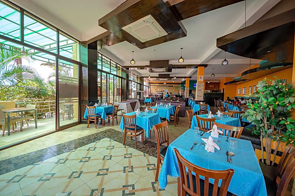 Hillside Plaza Hotel