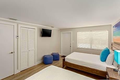 Standard Queen Room with Two Queen Beds