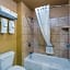 Landmark Suites - Williston