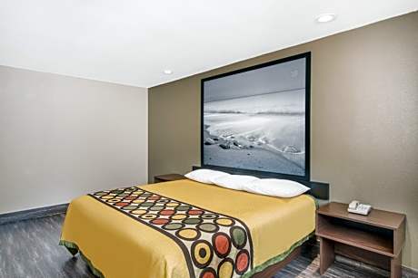 King Room - Non-Smoking