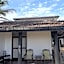 Curry Bowl Restaurant & Turtles Rest