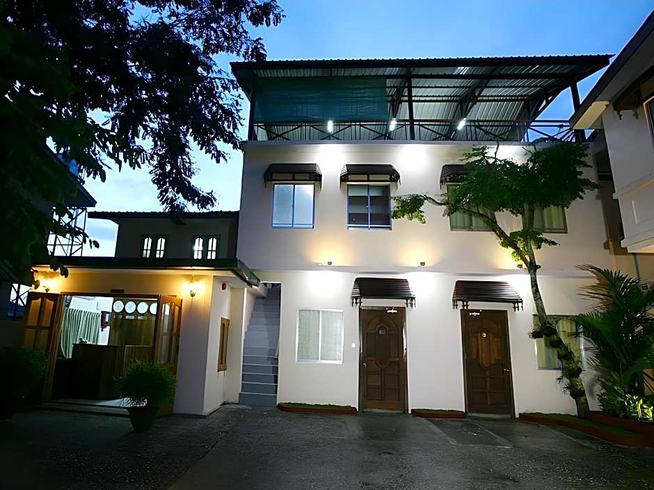 Hotel June Business Bed Breakfast