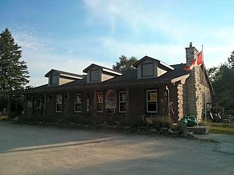 The Spirit Rock Outpost & Lodge