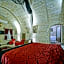 Maccan Cave Hotel