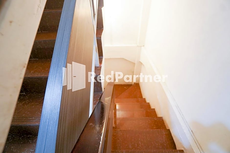 Eascot Hotel Mitra RedDoorz