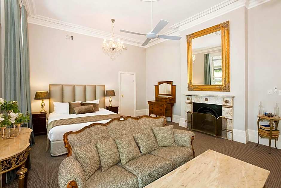 Photo 1 of 6 of Superior 1 King Bed Suite