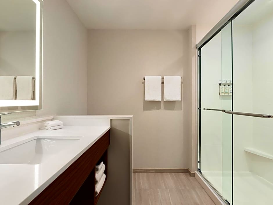 Holiday Inn Express Cape Canaveral by IHG