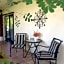 La Maison Hotel - Adults Only