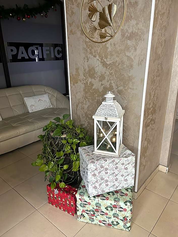 Hotel Pacific