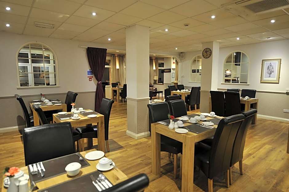 Oliver Cromwell Hotel