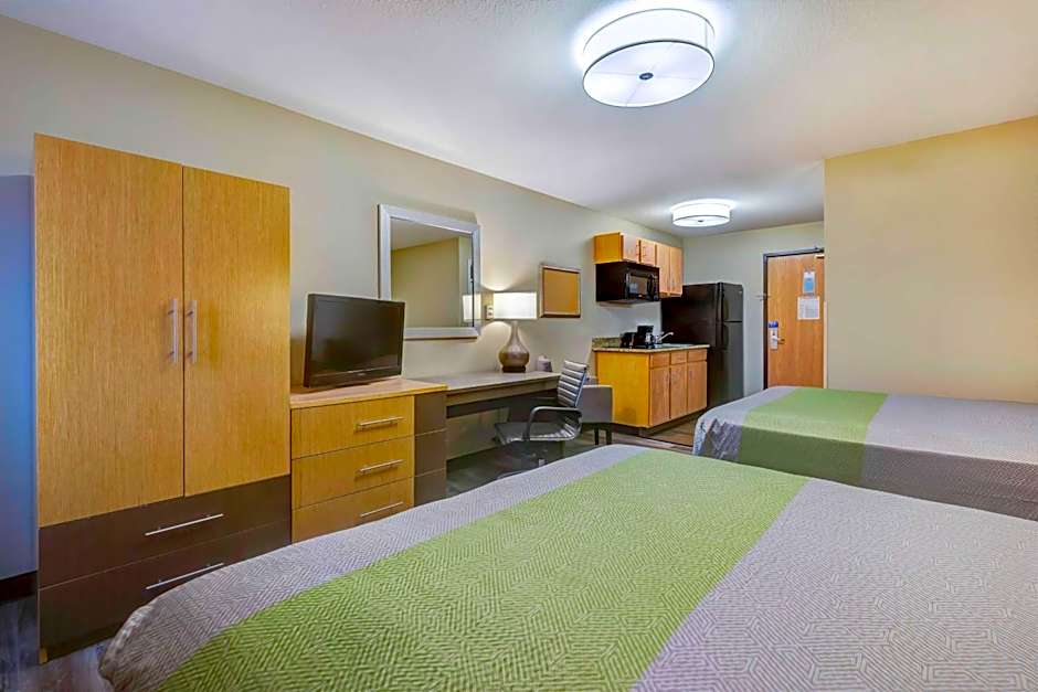 Studio 6 Lenexa - Overland Park