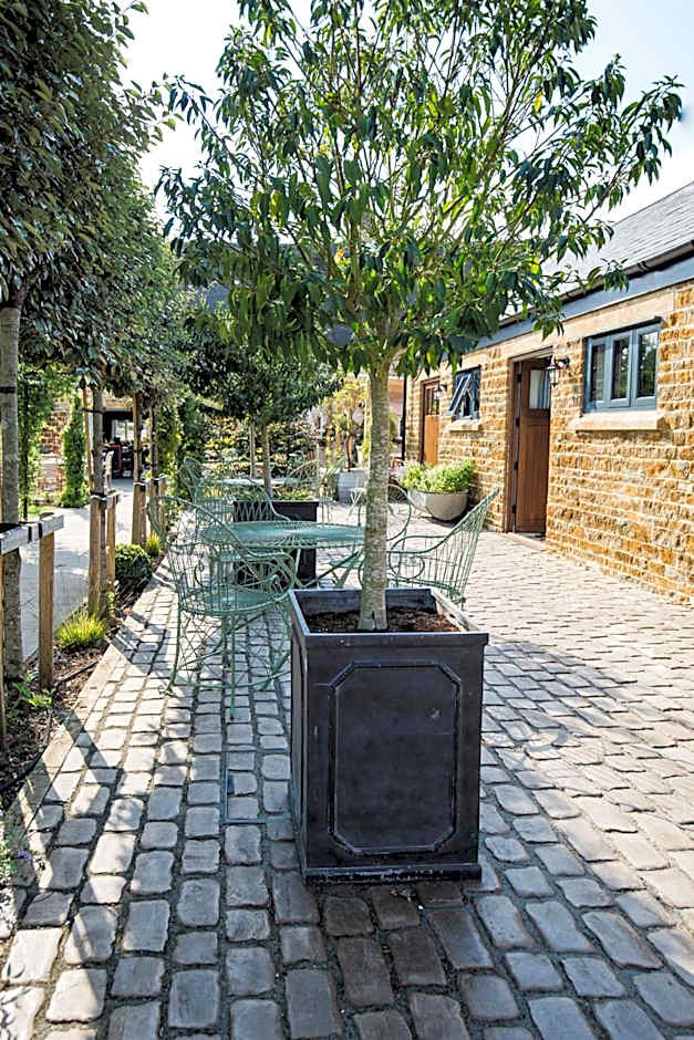 The George Inn
