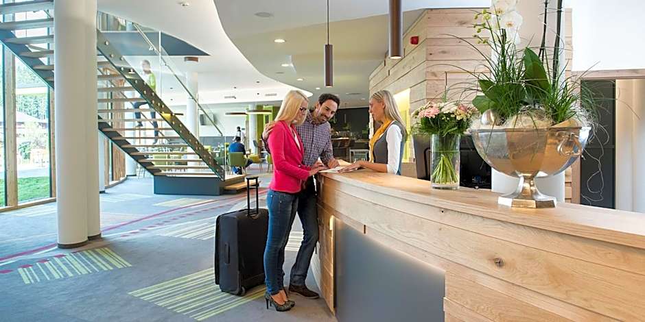 DAS SIEBEN - Adults Only