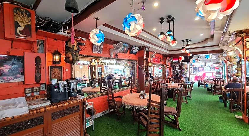 Vech Guesthouse Patong